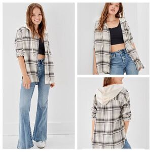 American Eagle AE Oversized Hoodie Flannel Size Small